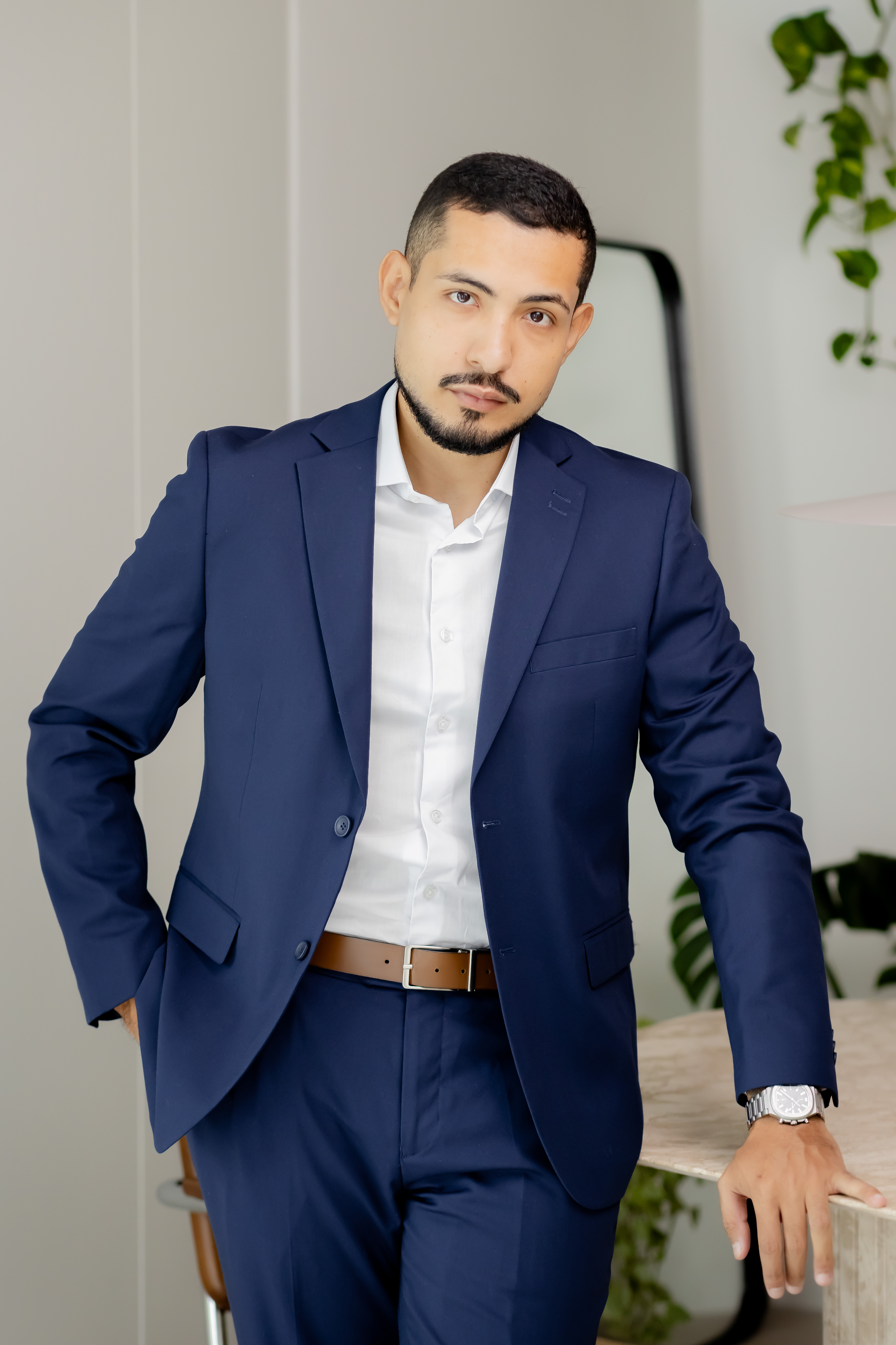 Foto profissional do consultor Marcos Emiliano